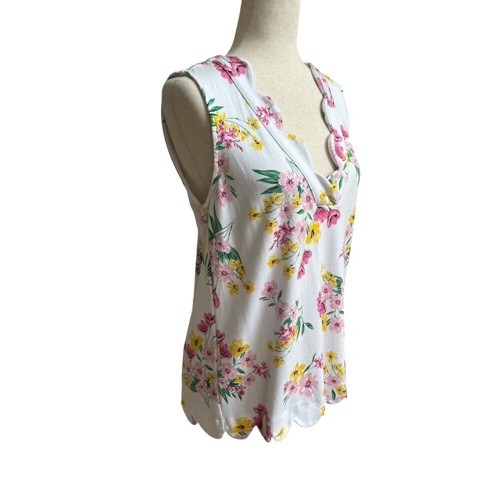 Crown & Ivy Floral Sleeveless Ruffle Neck Rayon Top Sz L Cottage Core - Picture 3 of 7